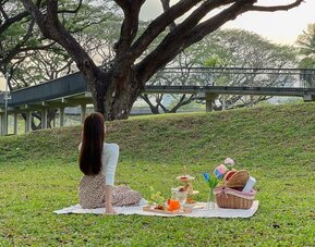 Picnic and garden area at Modena By Fraser Bangkok.
