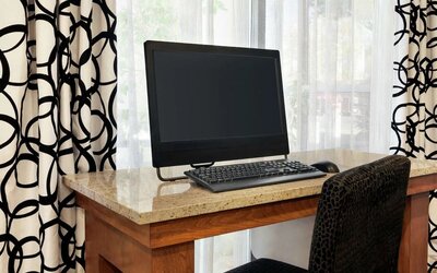 Business center at Hampton Inn Tracy.