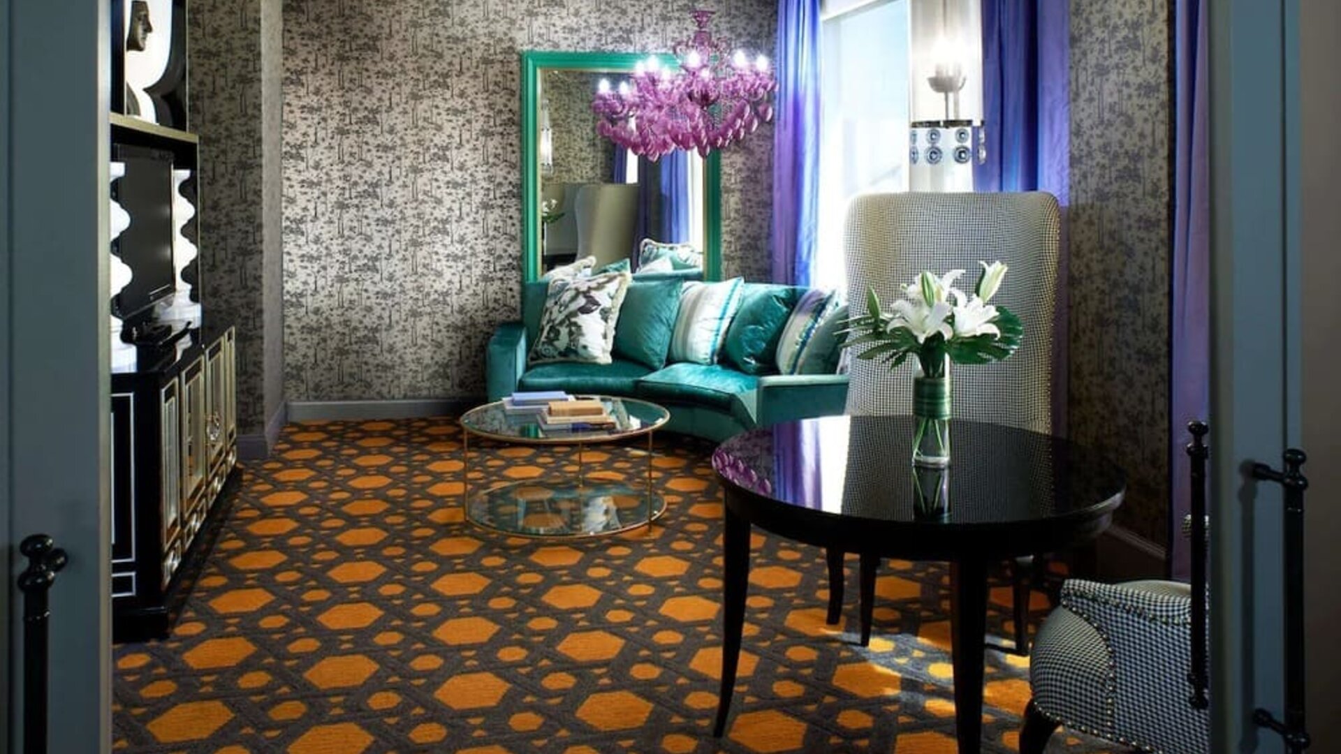 Day use room with lounge at Royal Sonesta Portland Downtown.