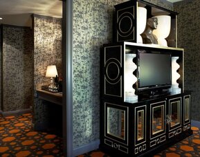 Day use room with TV at Royal Sonesta Portland Downtown.