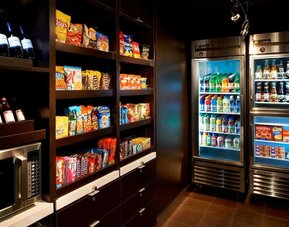 Snack bar at Sonesta Select Detroit Auburn Hills.