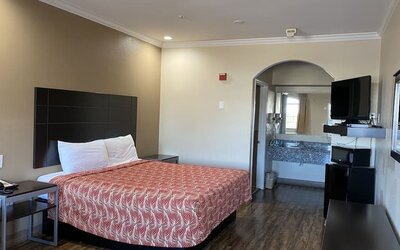 Day use room at Palace Inn Westheimer.

