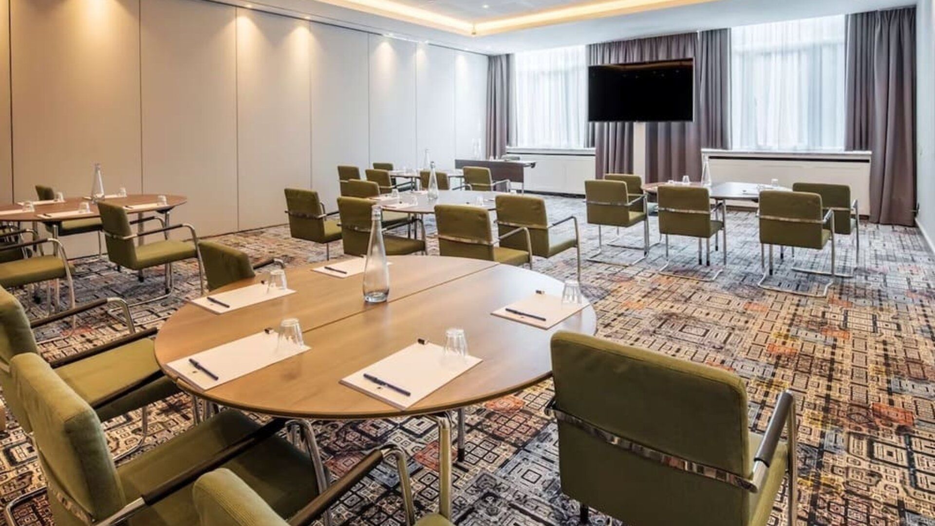 Meeting room at DoubleTree By Hilton Brussels City.