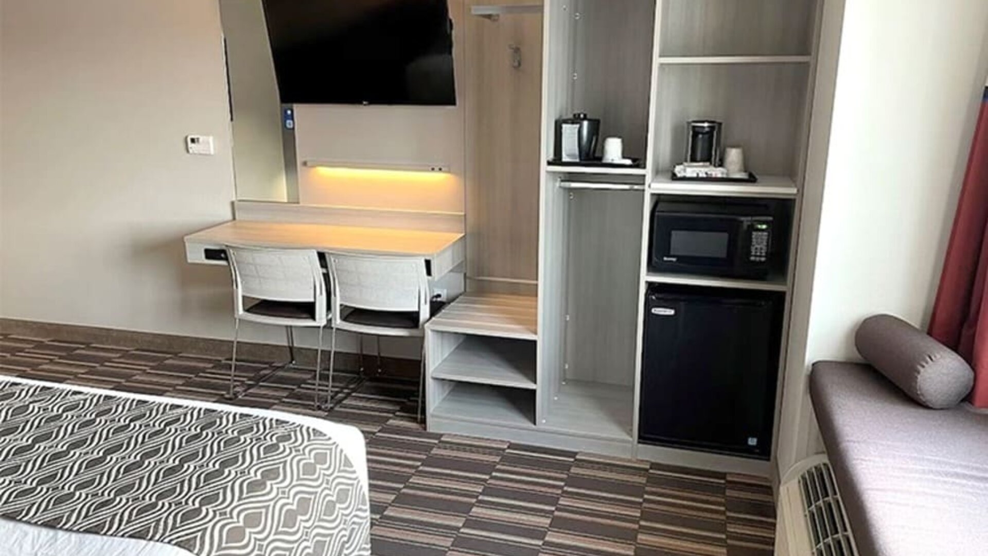 Romantic day use room at Coratel Inn & Suites By Jasper Rochester.