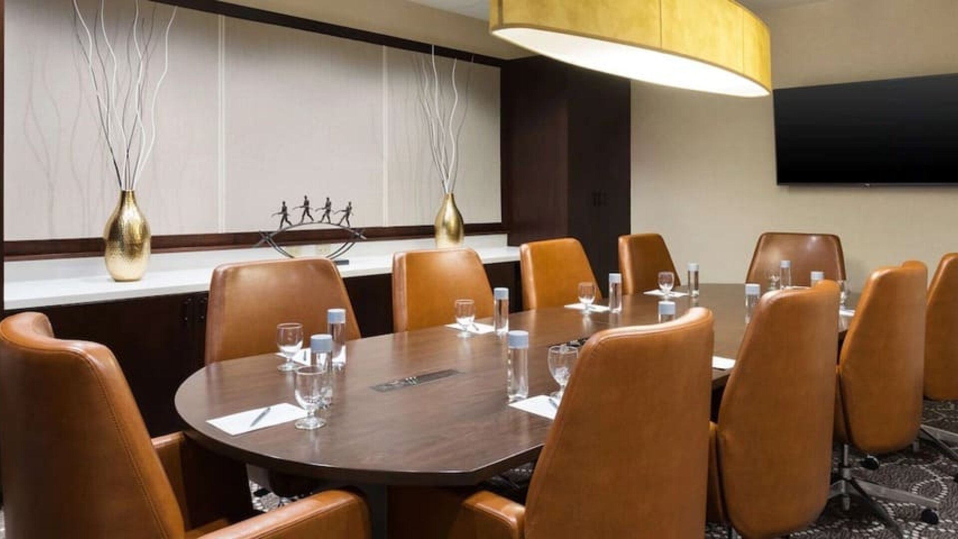 Meeting room at Embassy Suites By Hilton Denver Tech Center.