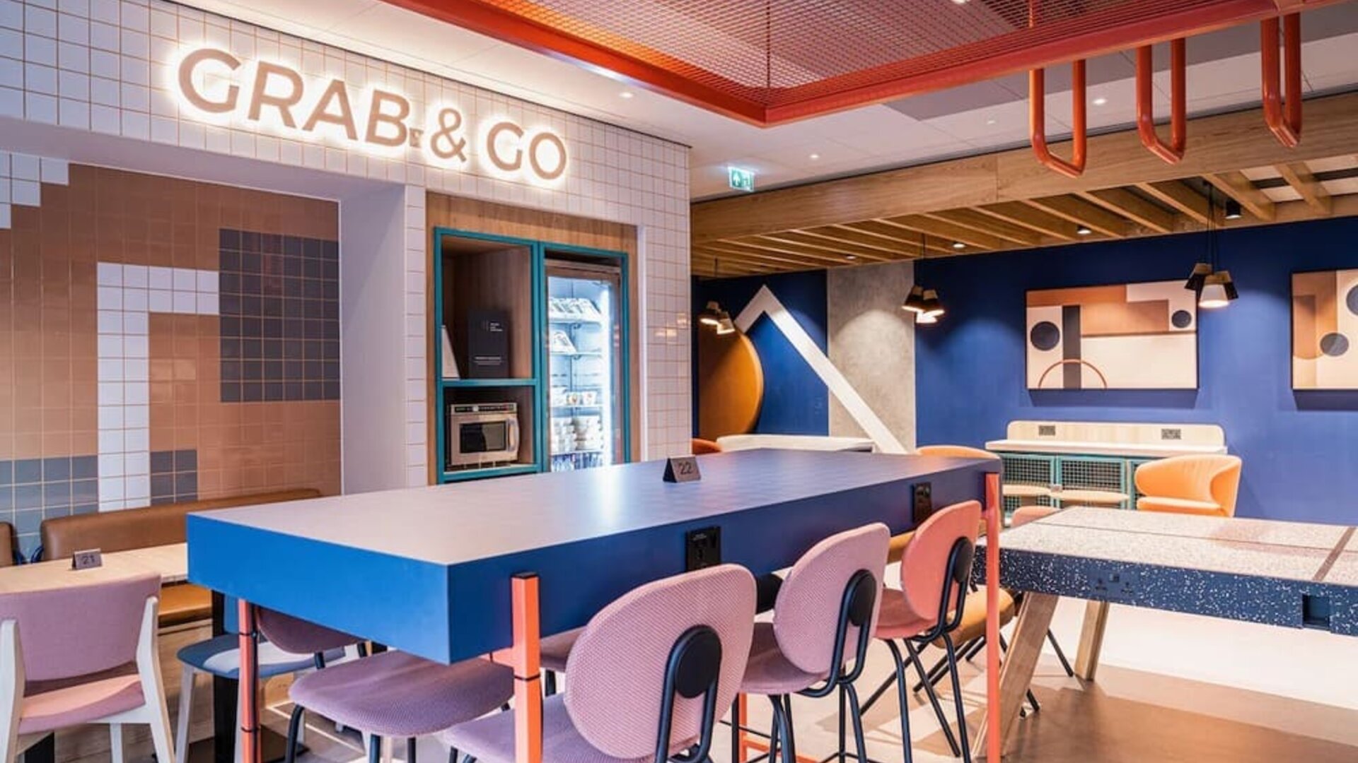 Meeting area at Ibis Budget Manchester Airport.