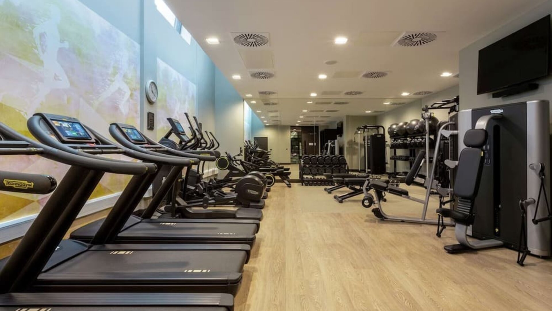 Fitness center at Hilton Aberdeen TECA.