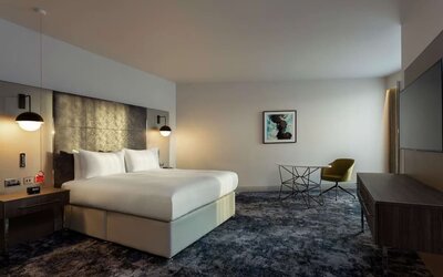 Spacious king room at Hilton Aberdeen TECA.