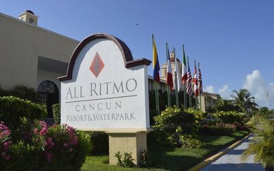 All Ritmo Cancún & Waterpark