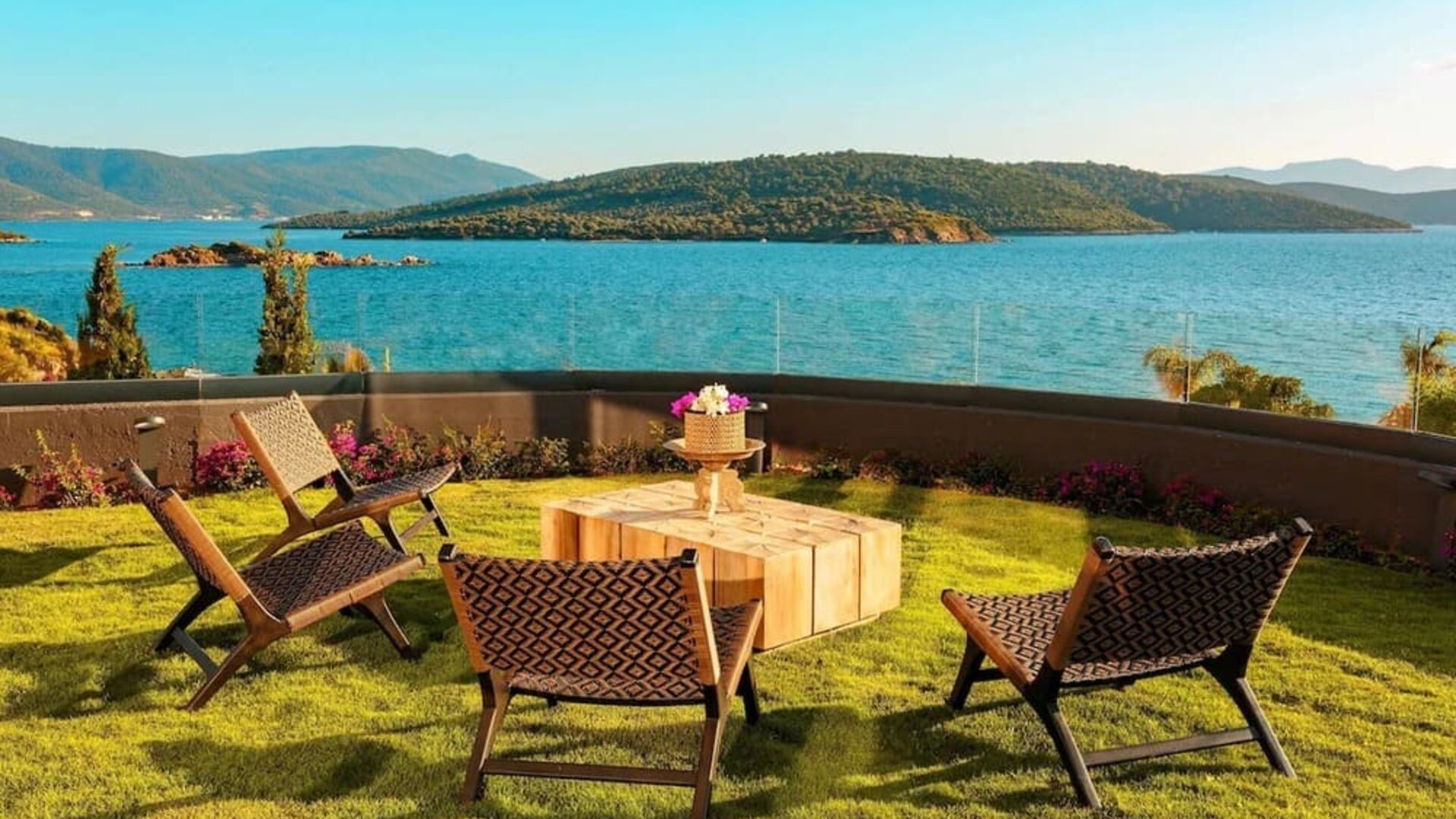 Seating area with sea view at Le Méridien Bodrum Beach Resort.