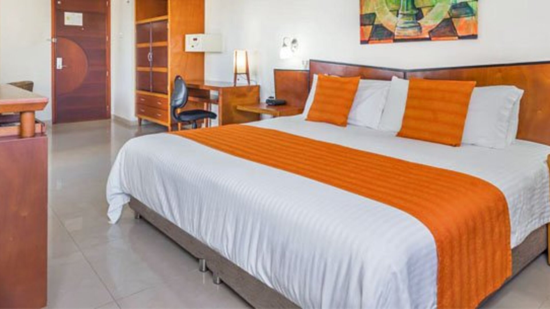 Howard Johnson By Wyndham Barranquilla Versalles