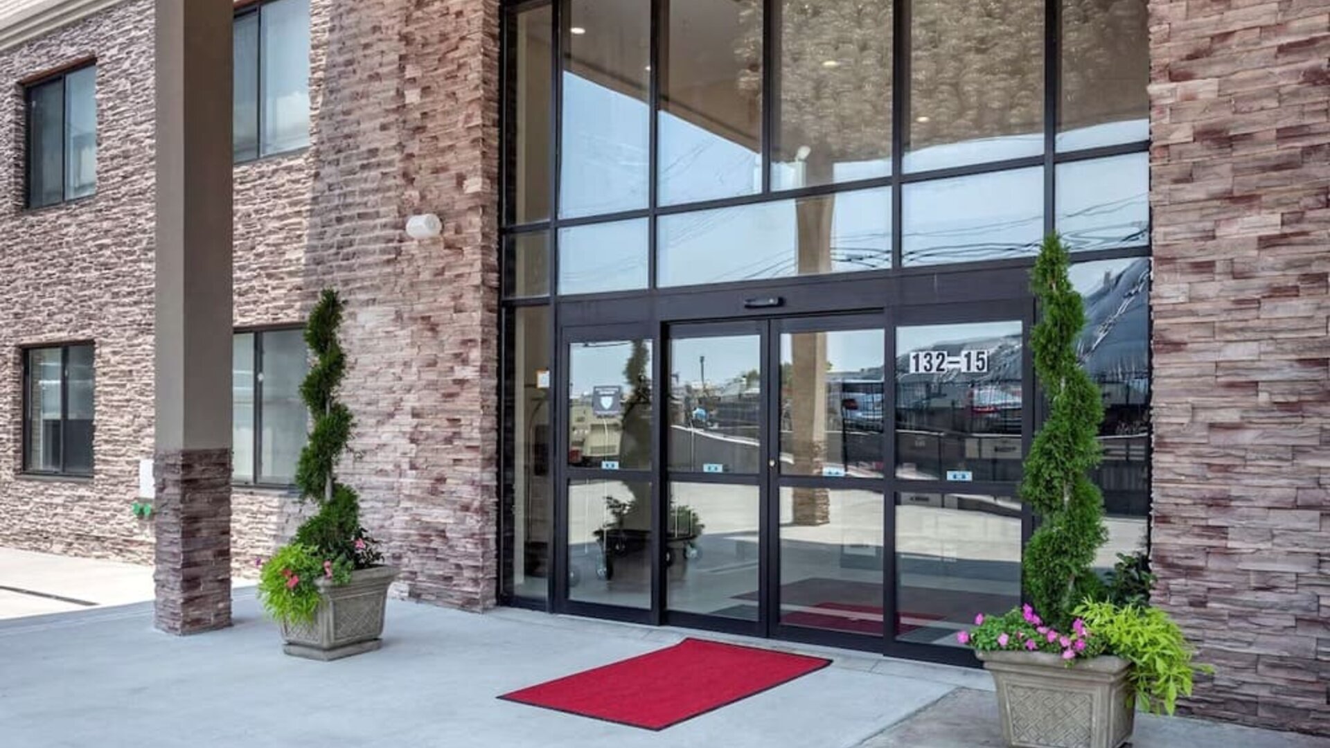 Hotel entrance at Comfort Inn JFK Airport.