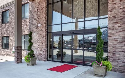 Hotel entrance at Comfort Inn JFK Airport.