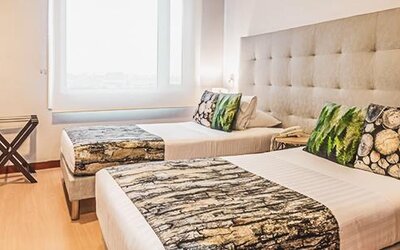 Hotel Factory Green (Calle 80 Occidente)