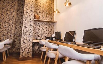 Hotel Factory Green (Calle 80 Occidente)