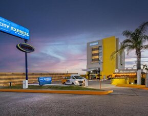 City Express By Marriott Guadalajara Aeropuerto