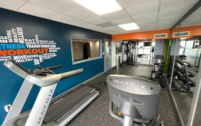 Fitness center at Regency Miami Airport By Sonesta.