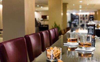 Hotel bar at Prima Royale Hotel.