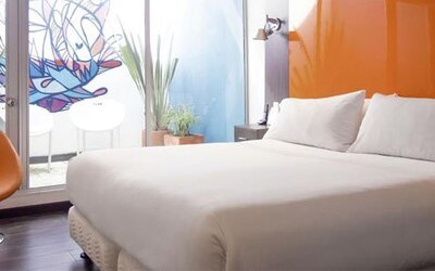 Hotel 104 Art Suites