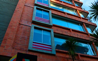 Hotel 104 Art Suites