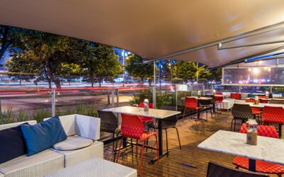 Cosmos 100 & Centro De Convenciones