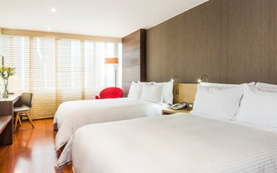 Cosmos 100 & Centro De Convenciones