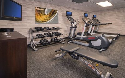 Fitness center available at Courtyard Dulles Airport Chantilly.