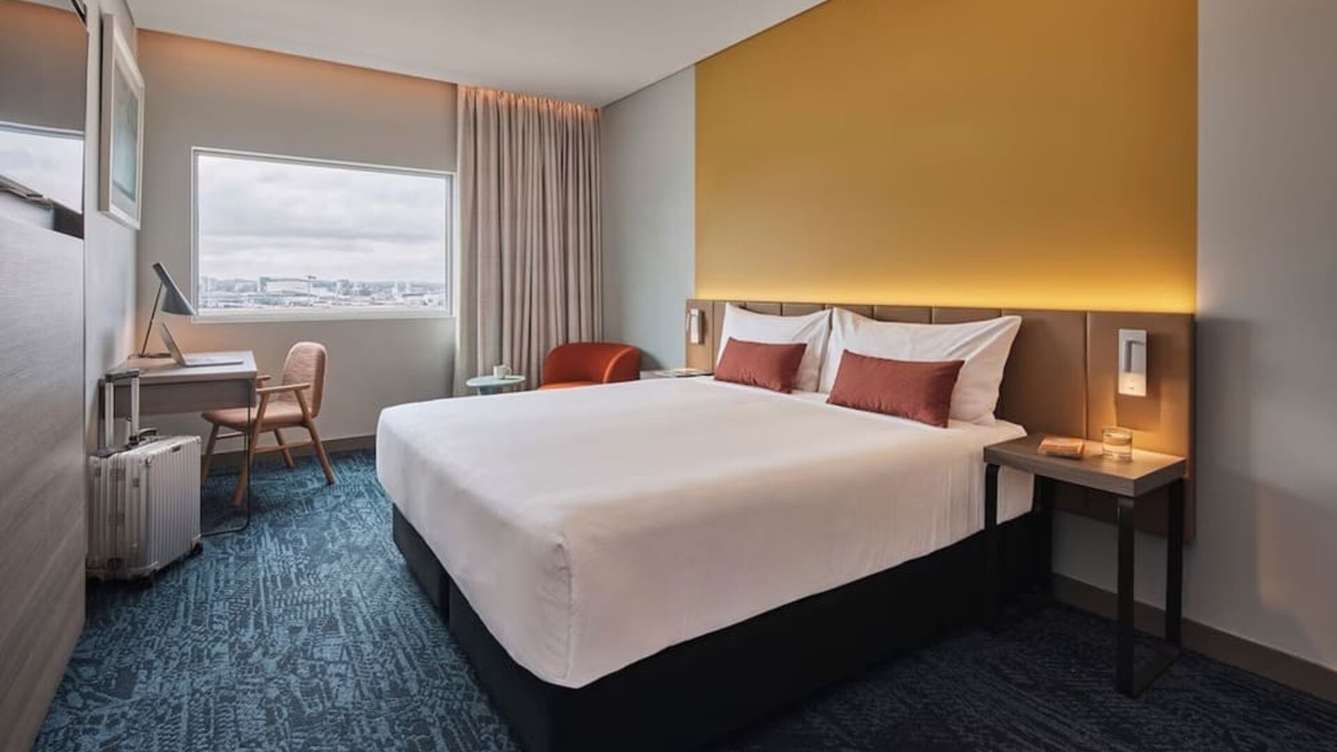 Day use room at Rydges Sydney Airport Hotel.