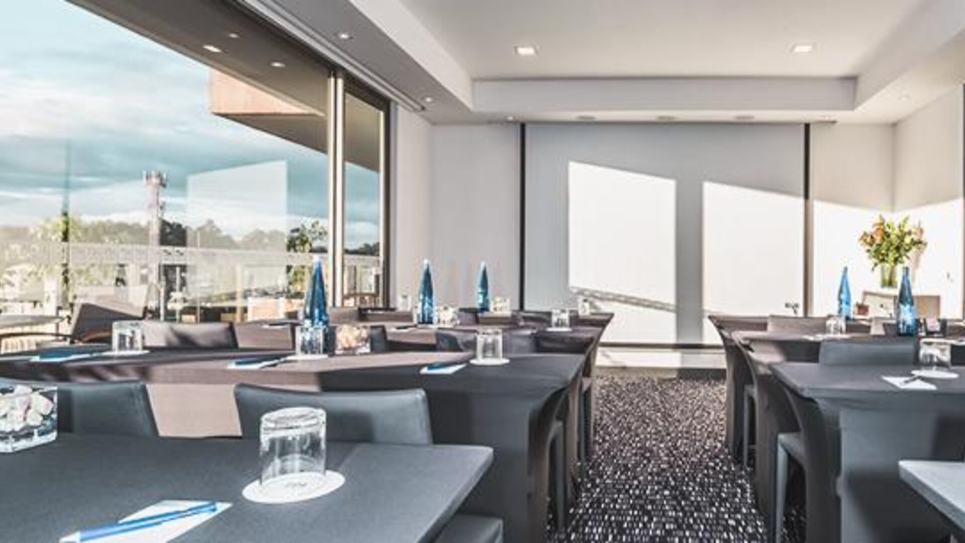 NH Bogota Urban 26 Royal