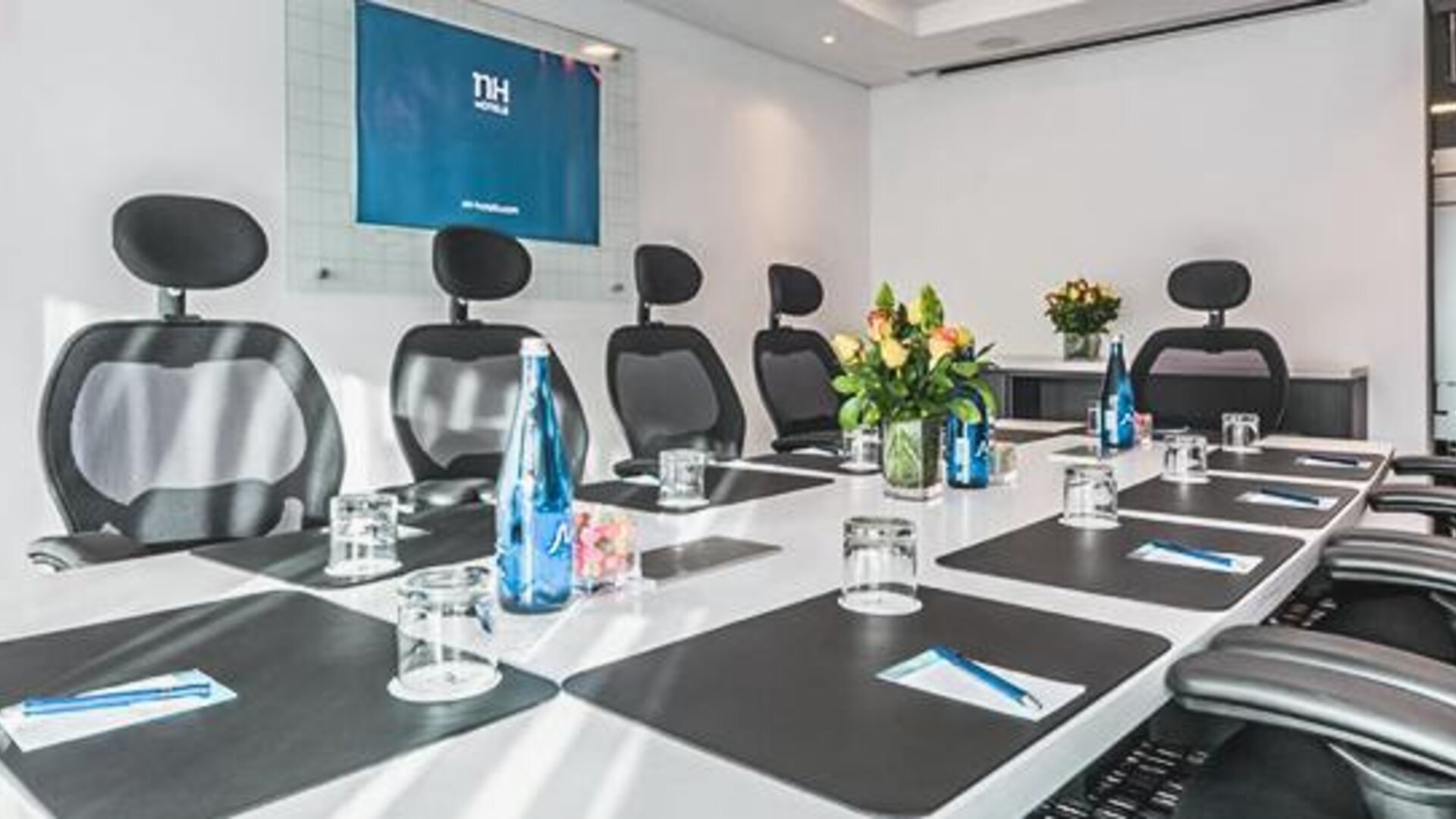 NH Bogota Urban 26 Royal