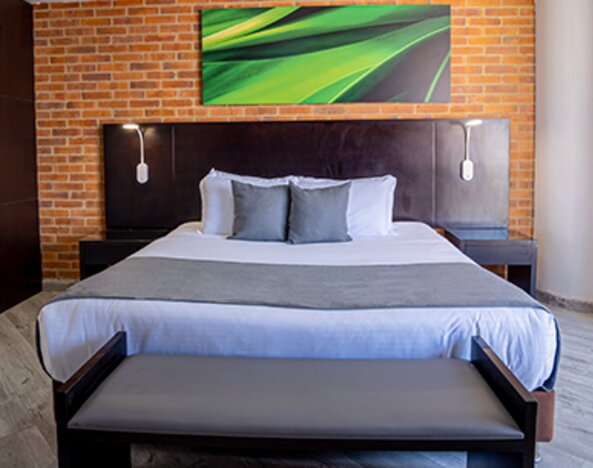 ICON 48 Luxury Apartasuites