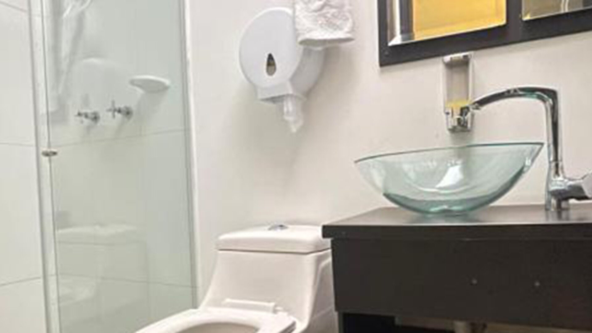 Alojate IN Galerías