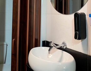 Hotel Hostal Caps Campin