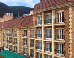 Windsor House Inn By GEH Suites