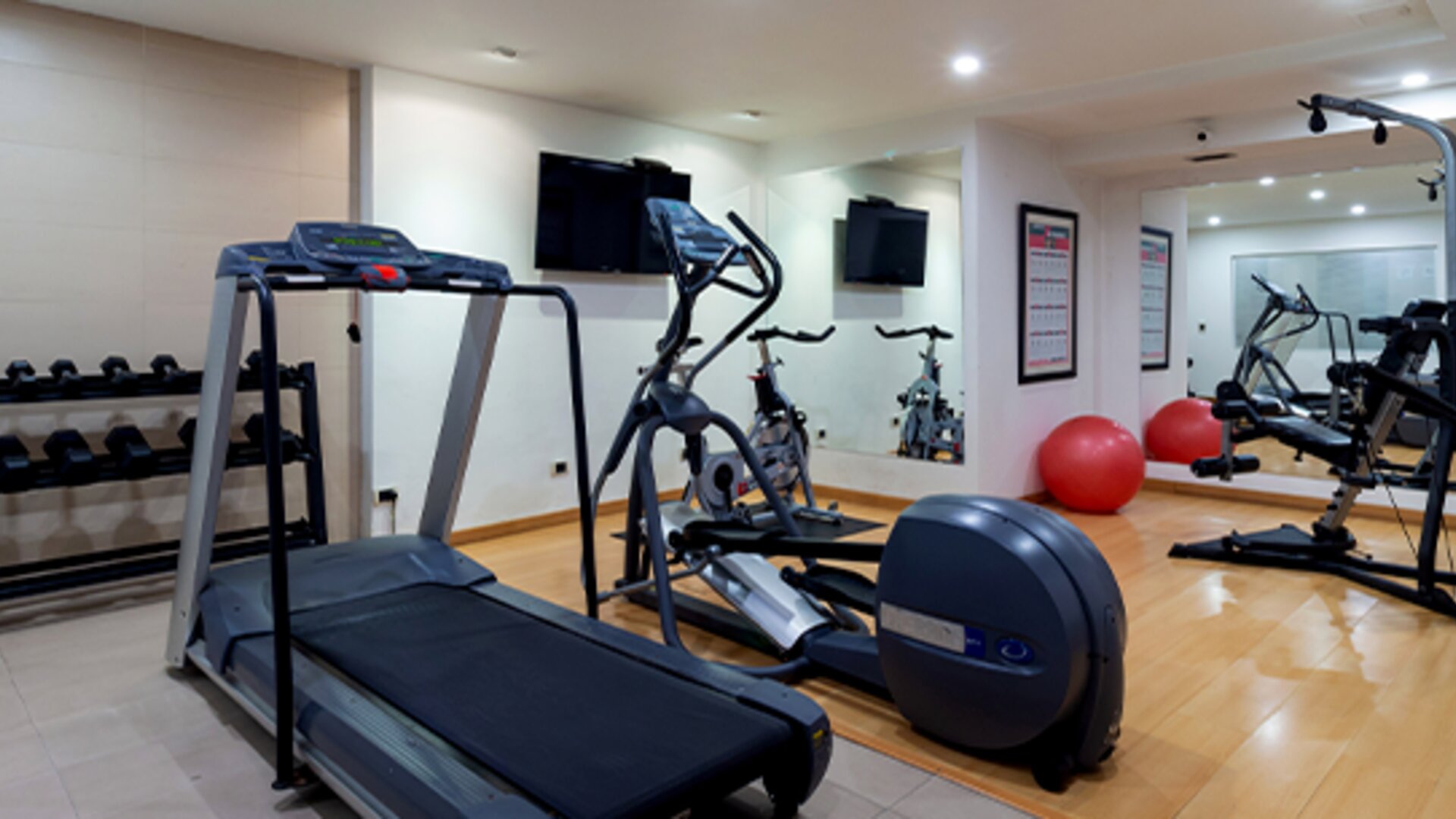 Hotel Madisson Inn Luxury By GEH Suites