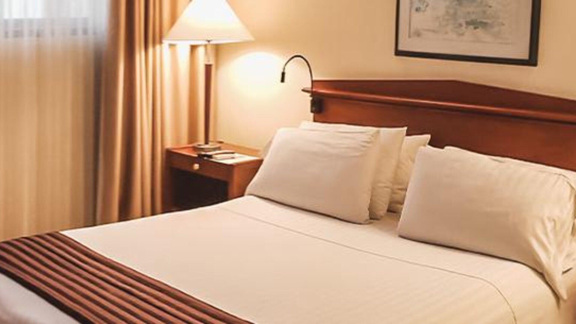 Torre De Cali Plaza Hotel