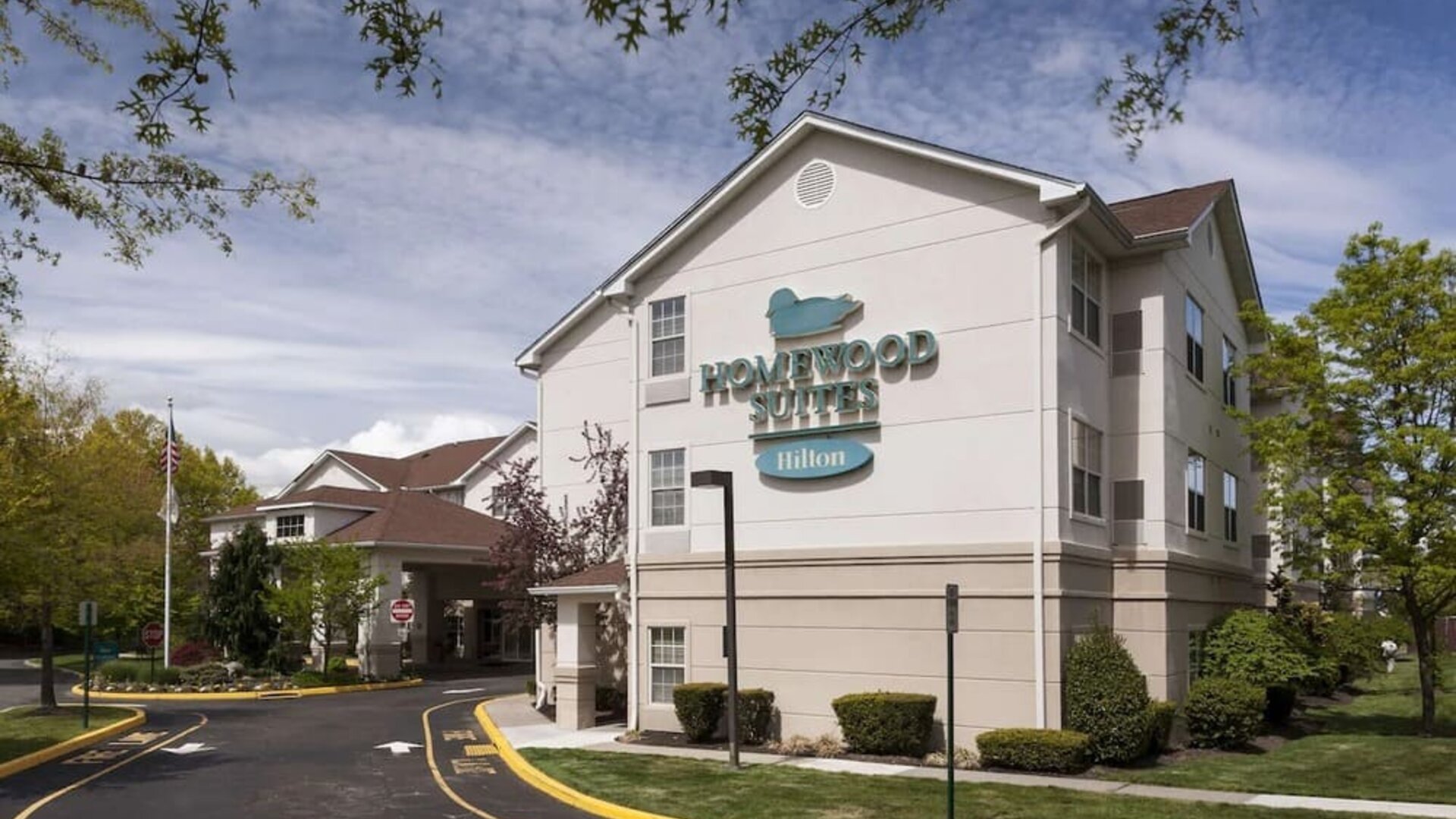 Hotel exterior at Homewood Suites By Hilton Newark-Cranford.