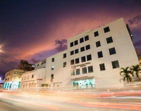 Tama Hotel Granada Real