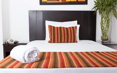 Tama Hotel Granada Real