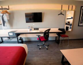 City Express by Marriott Santiago Aeropuerto