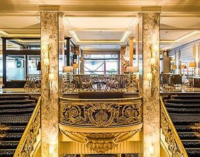 El Avenida Palace Hotel