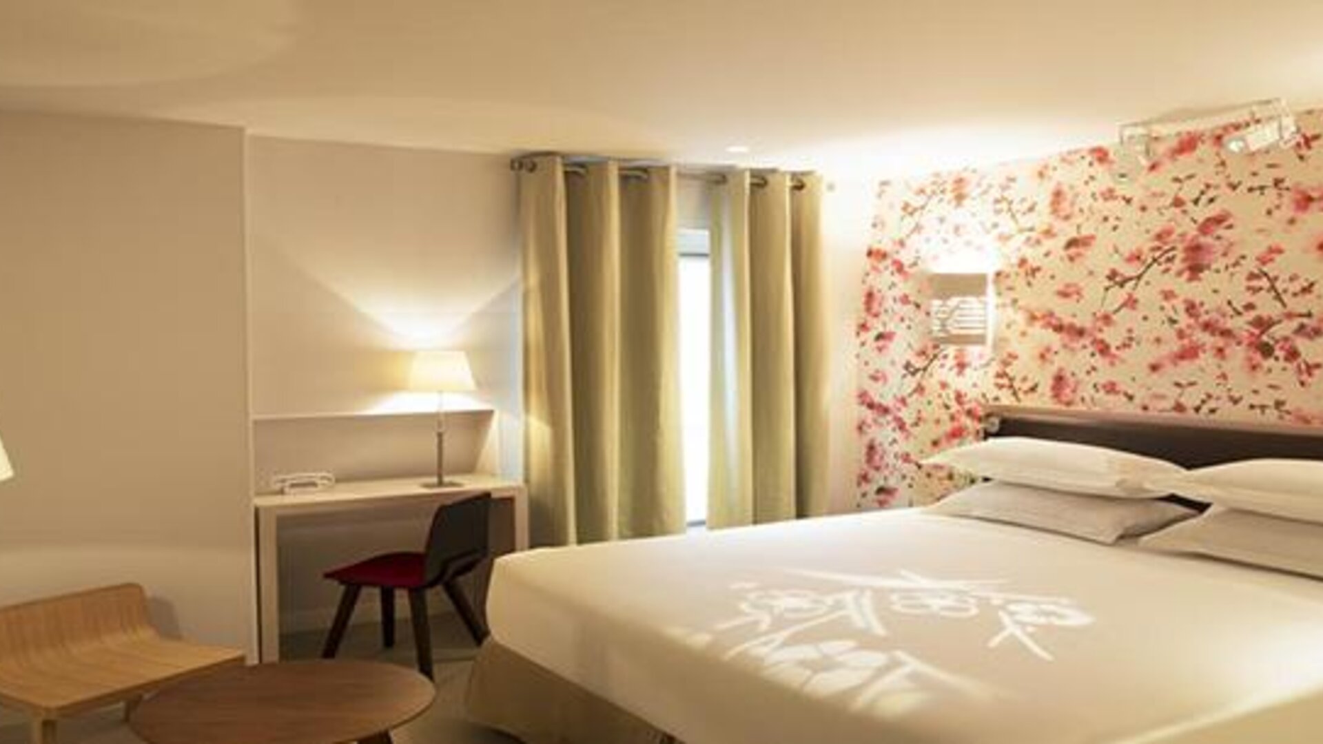 Hôtel Eden Paris Porte de Versailles