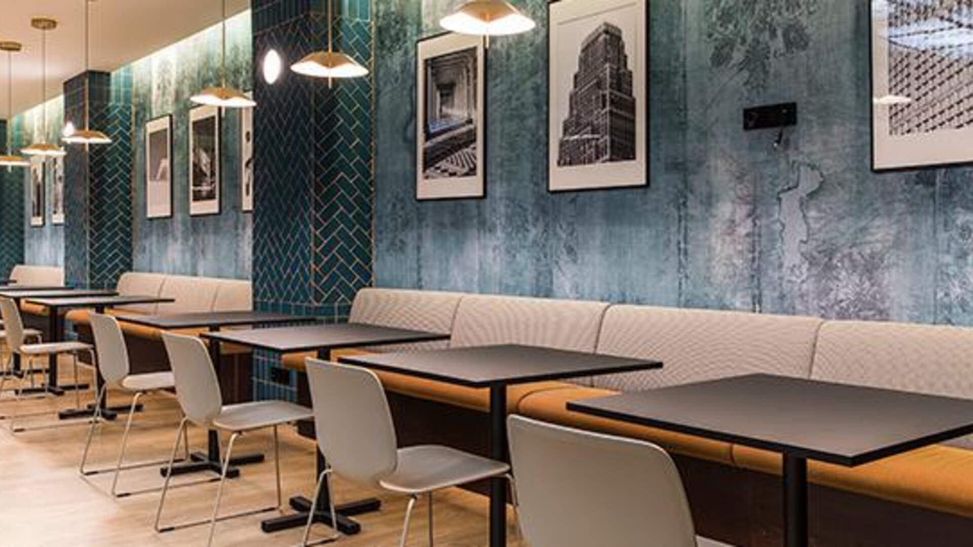 Hotel Sleep & Fly Business Center