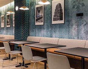 Hotel Sleep & Fly Business Center