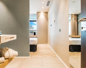 Hotel Sleep & Fly Business Center