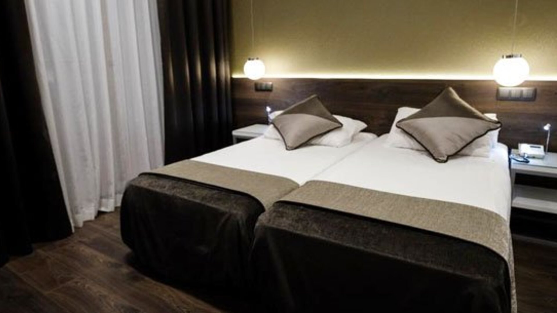 Hotel Moderno Barcelona