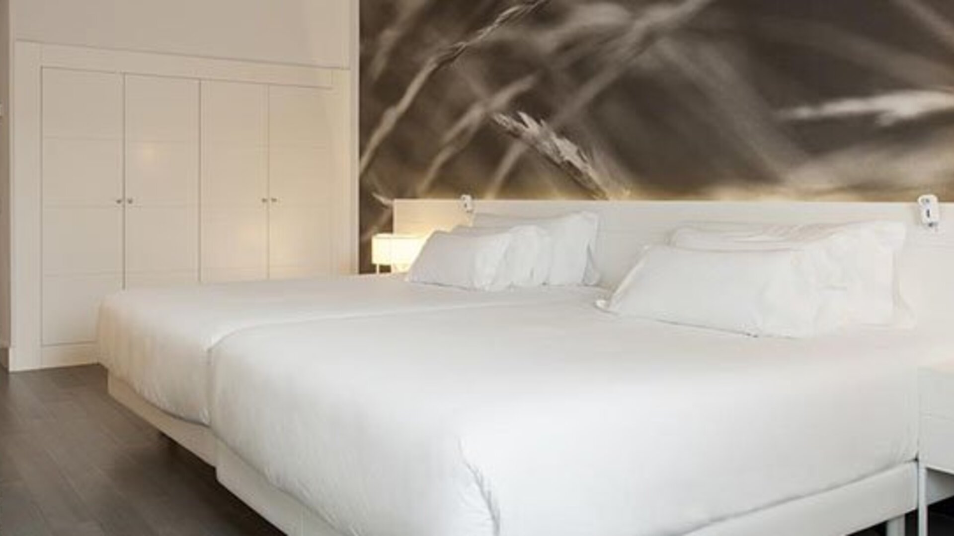 NH Collection Villa De Bilbao