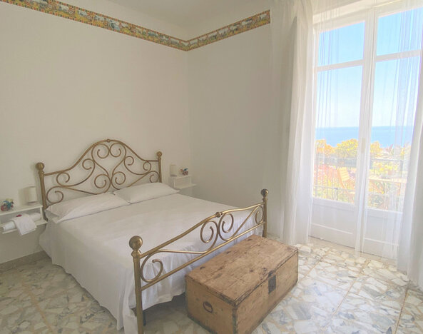 Pupi Catania Etna Farm B&B