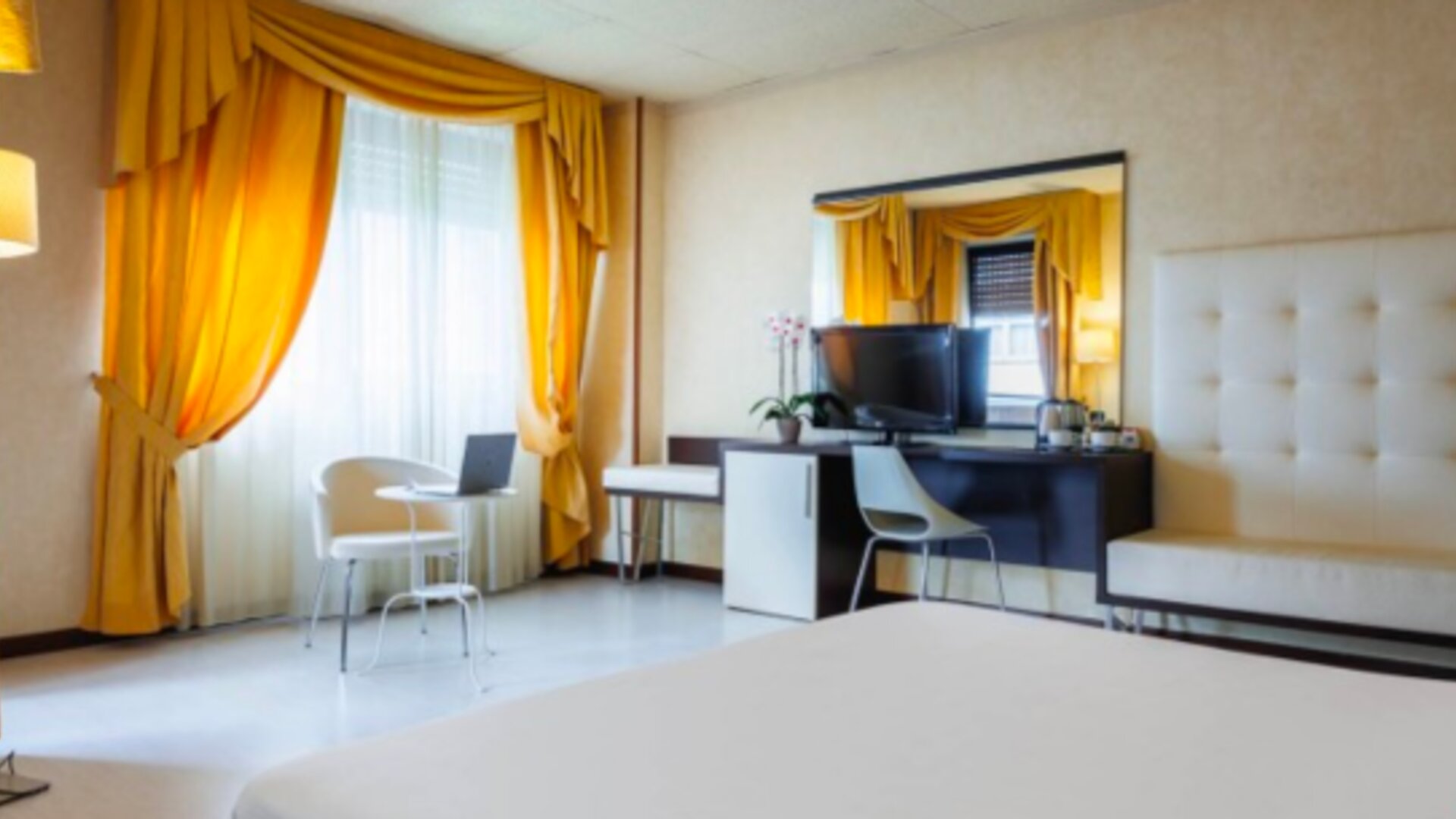 Jr Hotels Amadeus Bologna