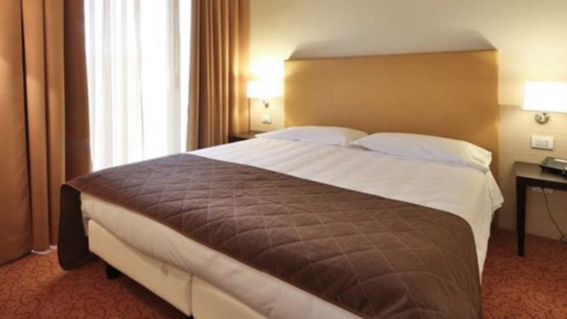 Hotel Regal & Apartments